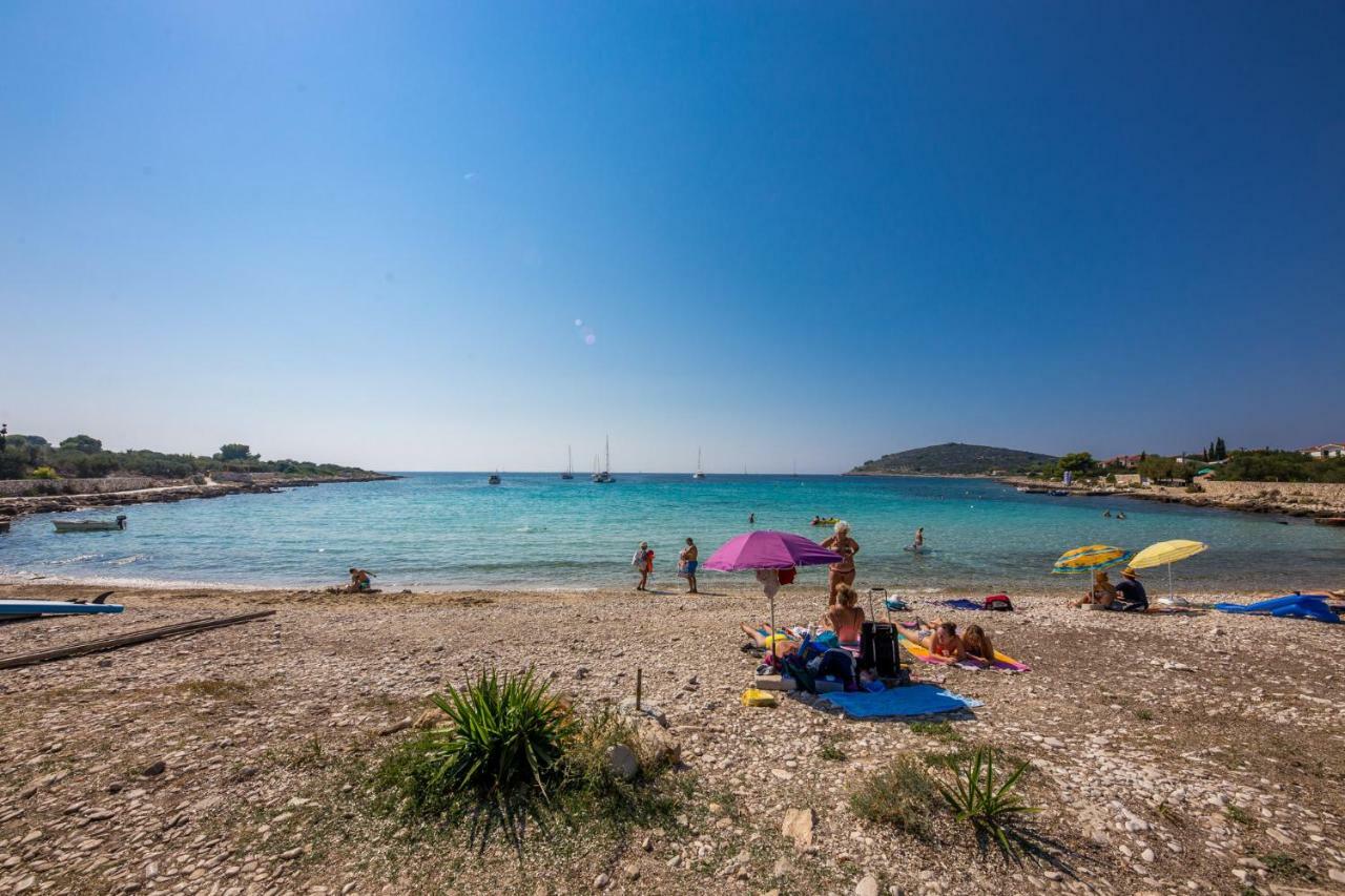 Mare&Karlo Διαμέρισμα Mali Drvenik Εξωτερικό φωτογραφία